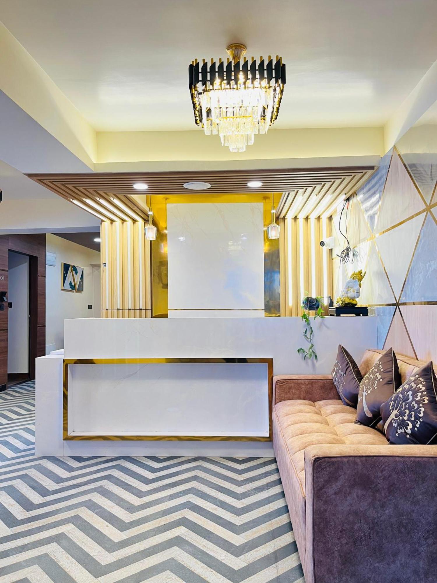 Luxury Stay At Hotel Broadway Boutique Mall Road Chowrasta Near Mahakal Temple دارجيلنغ المظهر الخارجي الصورة
